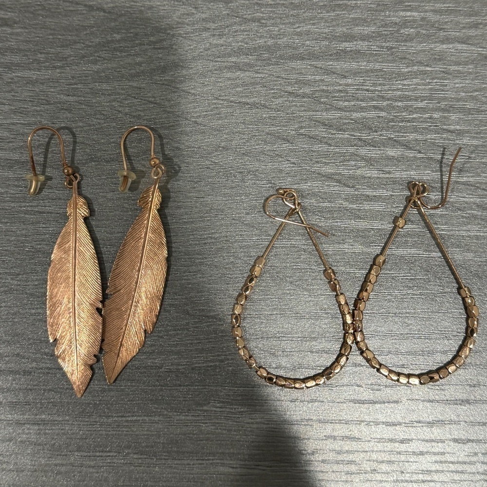 2 Pair Rose Gold Dangling Earrings